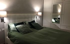 17 Piazza Vuillermin Renato la petite maison